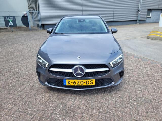 Mercedes-Benz A-KLASSE 160 Business Solution Zwarte hemel / LMV