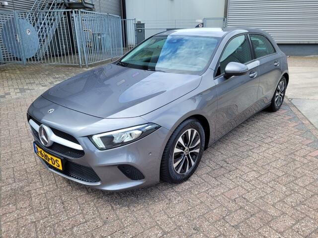 Mercedes-Benz A-KLASSE 160 Business Solution Zwarte hemel / LMV