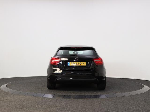 Mercedes-Benz A-KLASSE 180 Business Sol. | Achteruitrijcamera | Stoelverwarmingf |