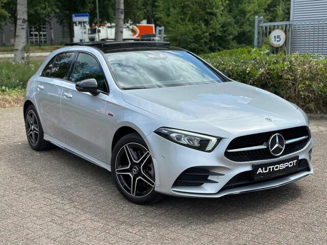 Mercedes-Benz A-KLASSE 250 e AMG Pano Sfeer Night Camera
