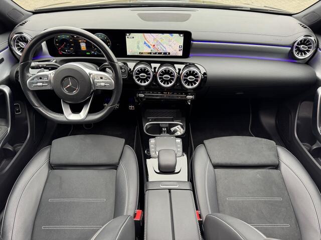 Mercedes-Benz A-KLASSE 250 e AMG Pano Sfeer Night Camera