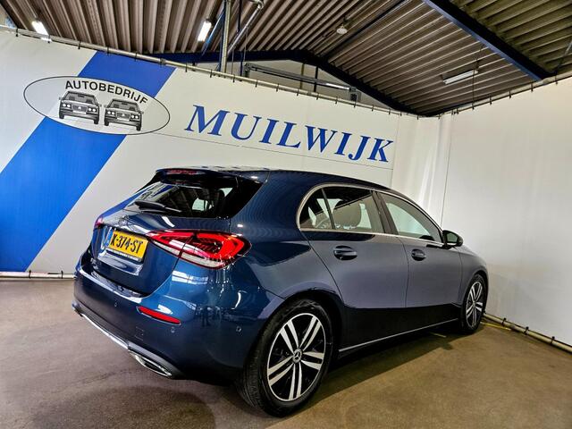 Mercedes-Benz A-KLASSE 180 Business Solution Luxury / NL Auto