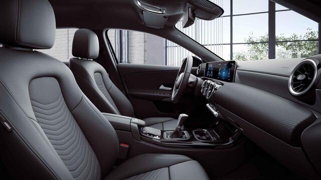 Mercedes-Benz A-KLASSE 160 Advantage | Style pakket | Achteruitrijcamera | Navigatie | Widescreen |