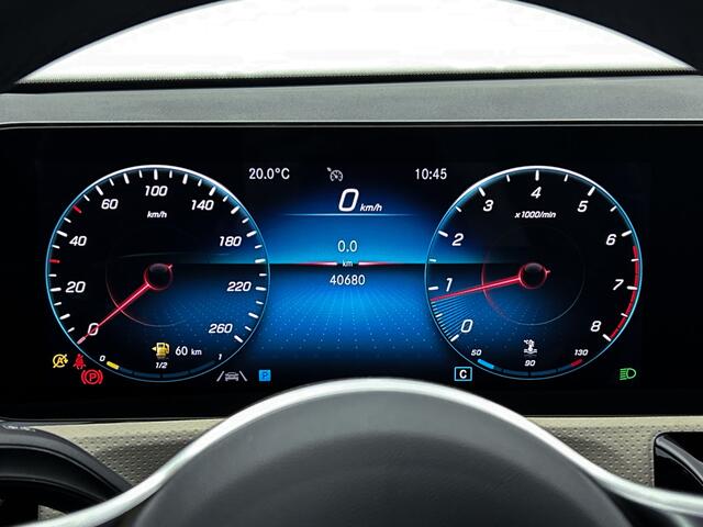 Mercedes-Benz A-KLASSE 160 Advantage % spaaks lichtmetalen velgen | MBUX wide screen | Navigatie | Parking support met camera achter | Inclusief 24 maanden Mercedes-Benz Certified garantie voor Europa.