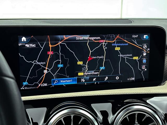 Mercedes-Benz A-KLASSE 160 Advantage % spaaks lichtmetalen velgen | MBUX wide screen | Navigatie | Parking support met camera achter | Inclusief 24 maanden Mercedes-Benz Certified garantie voor Europa.