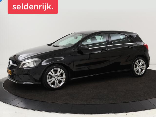 Mercedes-Benz A-KLASSE 180 Urban | Stoelverwarming | Navigatie | Sportstoelen | Half leder | Cruise control | Park Assist | Airco | Bluetooth