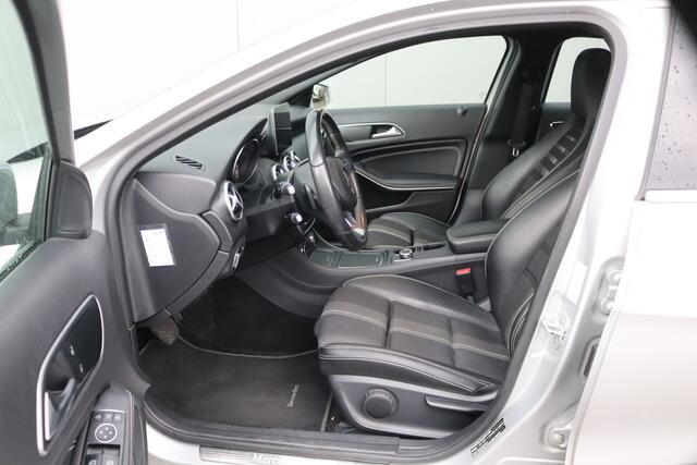 Mercedes-Benz A-KLASSE 200 156PK Automaat Ambition Camera/Navigatie/Parkeerhulp/Cruise-control