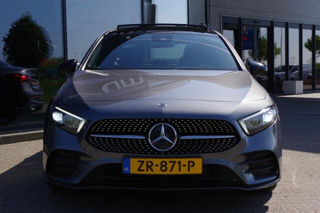 Mercedes-Benz A-KLASSE 200 164 PK Automaat AMG-Line Business Solutions, Night-Pakket, Panoramadak, LED, Camera, Leder-Alcantara