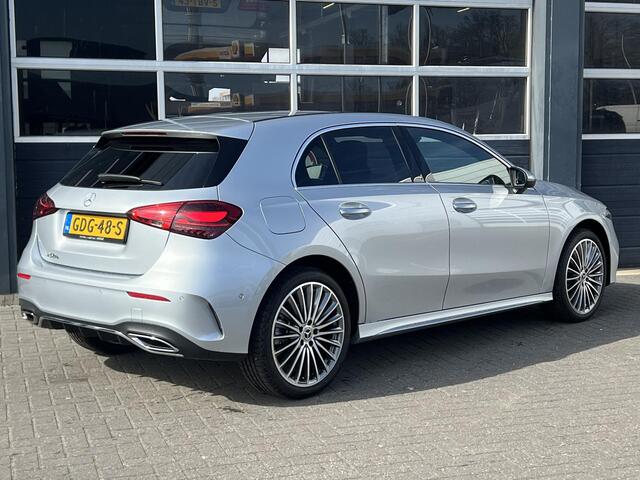 Mercedes-Benz A-KLASSE 250 e Star Edition AMG Line | Winter Pakket | 19 inch Multispaaks AMG Velgen | Panoramadak | MULTIBEAM LED koplampen | Dodehoekassistent | Sfeerverlichting |