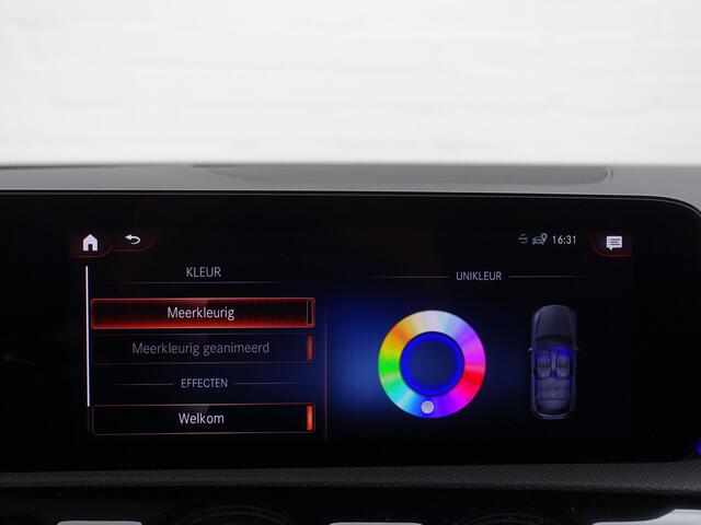 Mercedes-Benz A-KLASSE 250 e AMG Night Edition Aut- Panoramadak, Sfeerverlichting, Carplay, Android Auto, Xenon Led, Elek Trekhaak