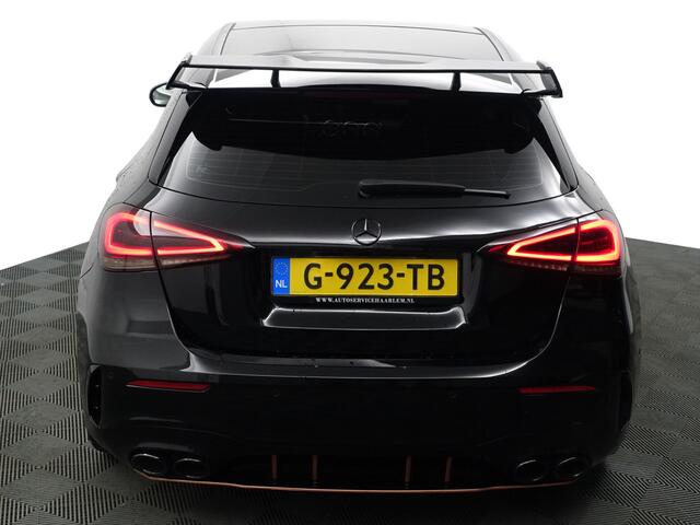 Mercedes-Benz A-KLASSE 200 AMG Premium Plus- Aero Kit, Panoramadak, Sfeerverlichting, Sportuitlaat, Alcantara Interieur Afwerking