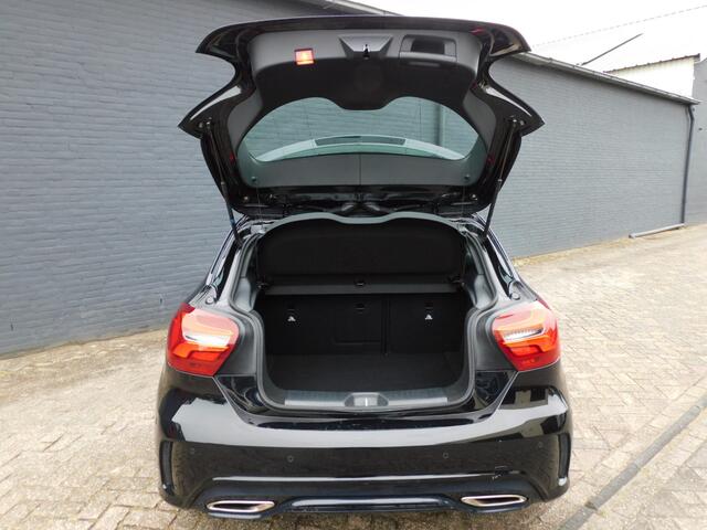 Mercedes-Benz A-KLASSE 180 Prestige PANODAK! FULLMAP NAVI! CRUISE! AIRCO! LM VELGEN!