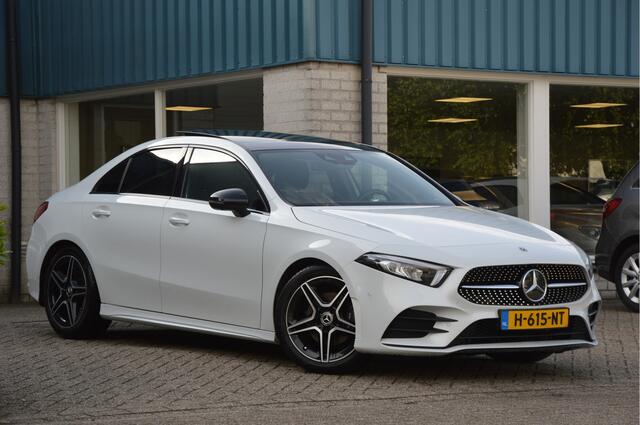 Mercedes-Benz A-KLASSE 200 AMG-LINE | PANODAK | SFEERVERL | BURMESTER | 360-CAMERA | NIGHT=PACK | ENZ | NIEUWSTAAT