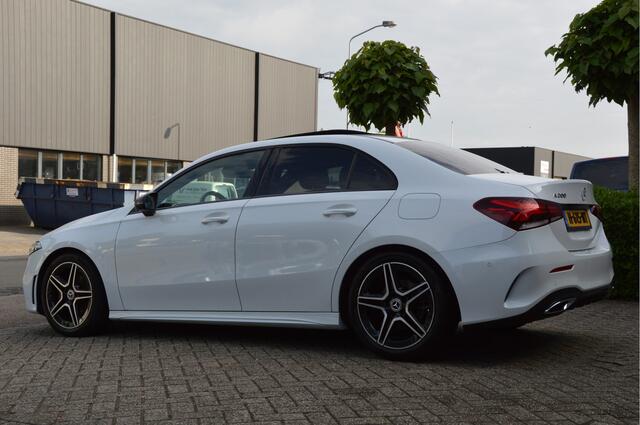 Mercedes-Benz A-KLASSE 200 AMG-LINE | PANODAK | SFEERVERL | BURMESTER | 360-CAMERA | NIGHT=PACK | ENZ | NIEUWSTAAT