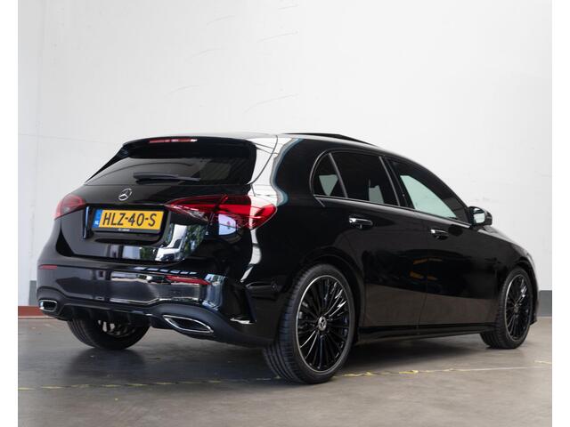 Mercedes-Benz A-KLASSE Hatchback 180 Star Edition AMG Line PLUS
