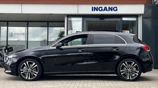 Mercedes-Benz A-KLASSE 250 e Premium | Pano | Sfeer | Leer | Navi