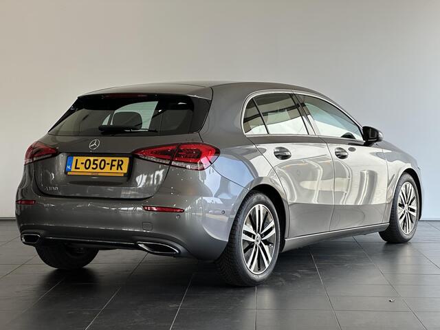 Mercedes-Benz A-KLASSE 180 Business Solution Luxury STOELVERWARMING | ACHTERUITRIJCAMERA | PARKEERSENSOREN VOOR-/ACHTER | APPLE CARPLAY/ANDROID AUTO