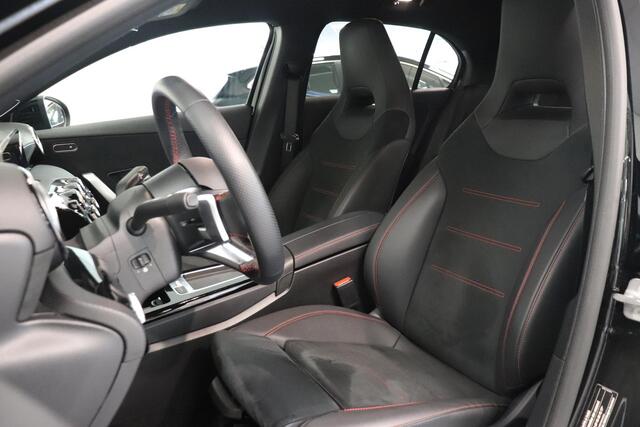 Mercedes-Benz A-KLASSE 250 e AMG Line | Camera | Burmester audio | LED Matrix | Navigatie | AppleCarplay AndroidAuto |