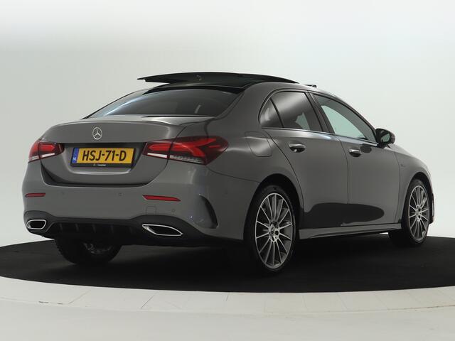Mercedes-Benz A-KLASSE 250 e Premium Plug-In Hybride | Panoramadak | 360° camera | Distronic | Leder | Sfeerverlichting | Inclusief 24 maanden MB Certified garantie voor Europa.
