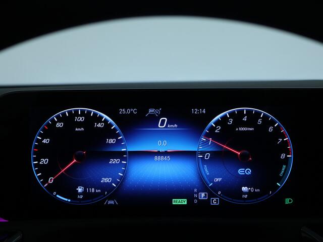 Mercedes-Benz A-KLASSE 250 e Premium Plug-In Hybride | Panoramadak | 360° camera | Distronic | Leder | Sfeerverlichting | Inclusief 24 maanden MB Certified garantie voor Europa.