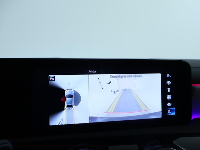 Mercedes-Benz A-KLASSE 250 e Premium Plug-In Hybride | Panoramadak | 360° camera | Distronic | Leder | Sfeerverlichting | Inclusief 24 maanden MB Certified garantie voor Europa.
