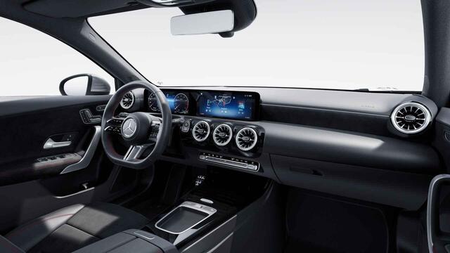 Mercedes-Benz A-KLASSE 180 Star Edition AMG Line LIMITED | AMG Line Plus | | Panoramaschuifdak | Head-up display | Multibeam LED | Elektrisch voorstoelen met geheugen