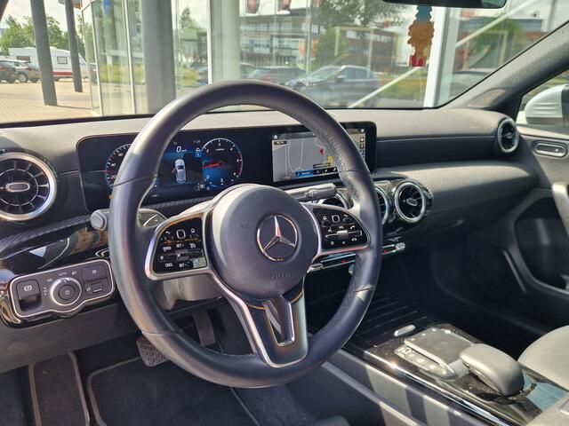 Mercedes-Benz A-KLASSE 180 d Luxury Line Camera Navi Stoelverwarming