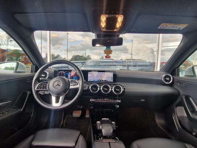 Mercedes-Benz A-KLASSE 180 d Luxury Line Camera Navi Stoelverwarming