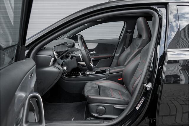 Mercedes-Benz A-KLASSE 250 Premium Plus AMG-Line Night Pano Burmester Ambiente