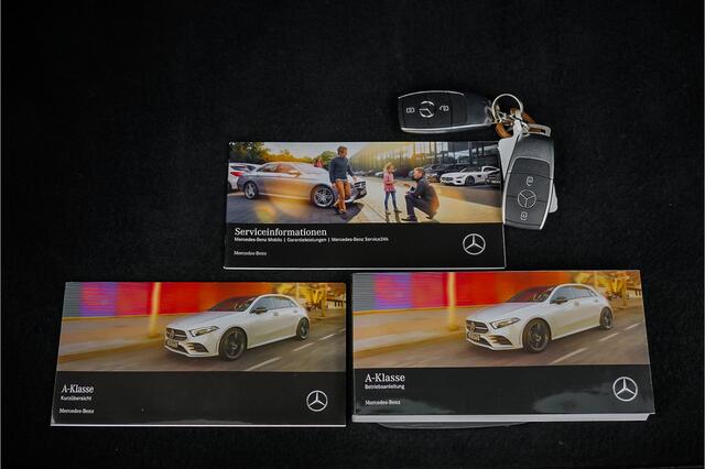 Mercedes-Benz A-KLASSE 250 Premium Plus AMG-Line Night Pano Burmester Ambiente