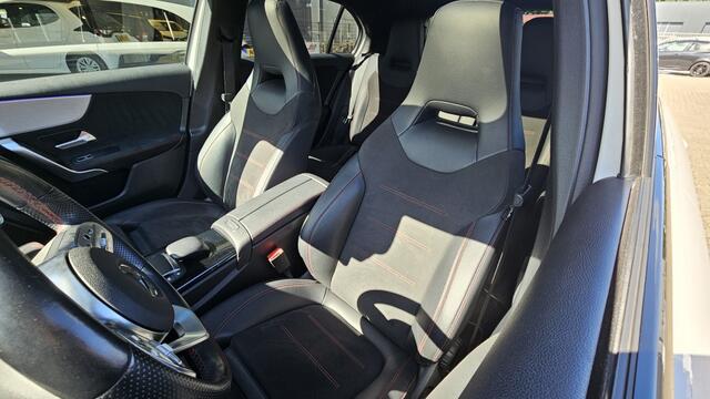 Mercedes-Benz A-KLASSE 180 Bns Solution AMG