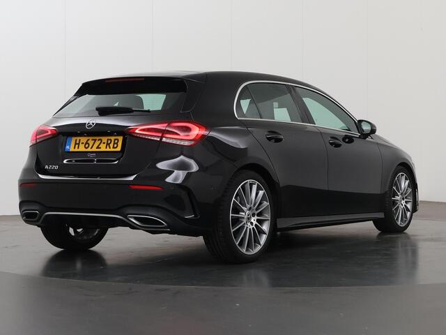 Mercedes-Benz A-KLASSE 220 Launch Edition | AMG | Widescreen | 19" lichtmetalen velgen |