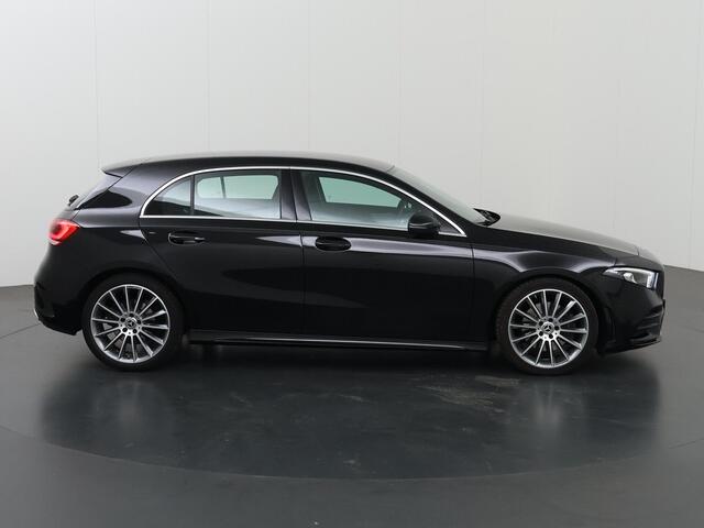 Mercedes-Benz A-KLASSE 220 Launch Edition | AMG | Widescreen | 19" lichtmetalen velgen |