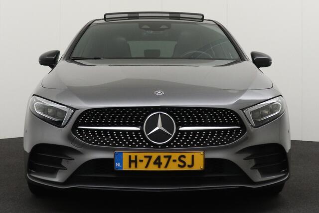Mercedes-Benz A-KLASSE 180 Aut. AMG Night-Pakket Pano-dak Memory Camera