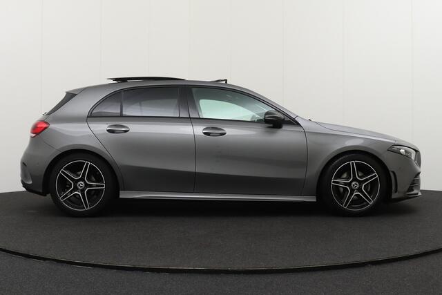 Mercedes-Benz A-KLASSE 180 Aut. AMG Night-Pakket Pano-dak Memory Camera