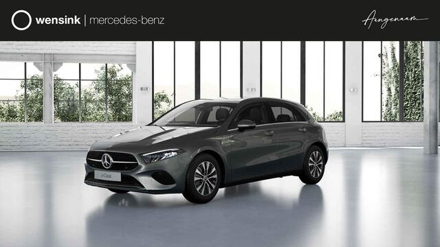 Mercedes-Benz A-KLASSE 180 Business Solution | Achteruitrijcamera | Dodehoekassistent | Voorstoelen verwarmd