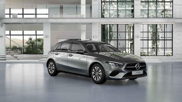 Mercedes-Benz A-KLASSE 180 Business Solution | Achteruitrijcamera | Dodehoekassistent | Voorstoelen verwarmd