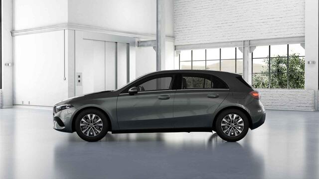 Mercedes-Benz A-KLASSE 180 Business Solution | Achteruitrijcamera | Dodehoekassistent | Voorstoelen verwarmd