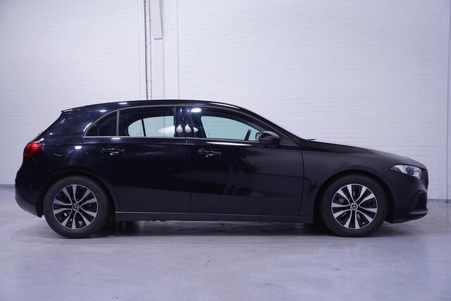 Mercedes-Benz A-KLASSE 180d Design Navi Camera Stoelverwarming PDC v+a