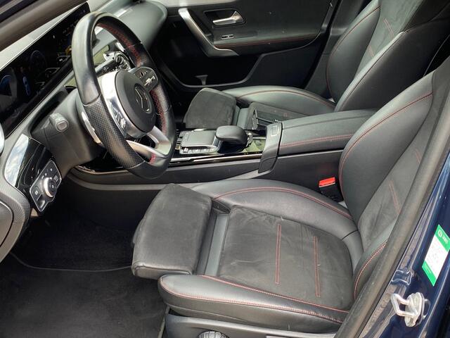 Mercedes-Benz A-KLASSE 180 Business Solution AMG /Night pakket +Sfeerv.