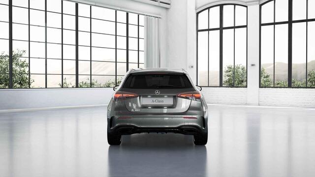 Mercedes-Benz A-KLASSE 180 Business Solution AMG | Panoramaschuifdak | AMG Line Plus | Night | Head-up display | Dodehoekassisten
