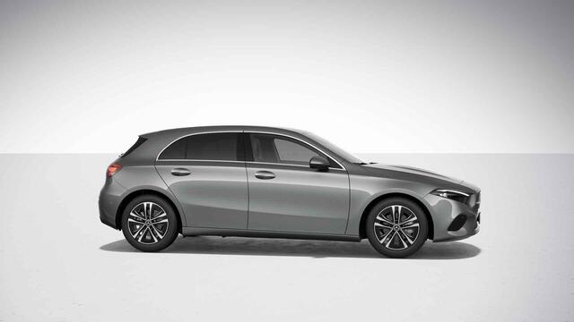 Mercedes-Benz A-KLASSE 180 Star Edition Luxury Line Achteruitrijcamera | LED-koplampen | Dodehoekassistent