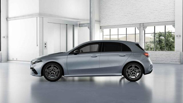 Mercedes-Benz A-KLASSE 250e Star Edition Luxury Line | Panoramaschuifdak | Night | Stoelverwarming voor | Achteruitrijcamera