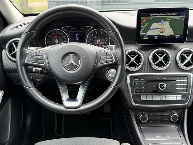 Mercedes-Benz A-KLASSE 180 Business Solution 2e Eigenaar,Navi,Clima,Camera,Cruise,Sportstoel,N.A.P,123pk,APK tot 07-2026