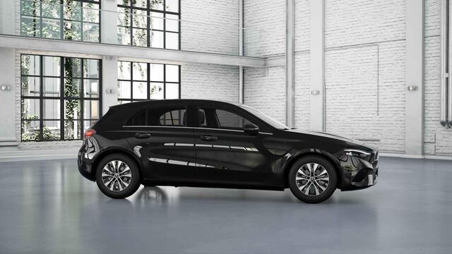 Mercedes-Benz A-KLASSE 180 Business Solution | Dodehoekassistent | Achteruitrijcamera | Apple CarPlay