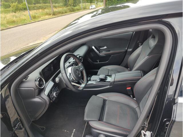Mercedes-Benz A-KLASSE A-klasse180 AMG Line
