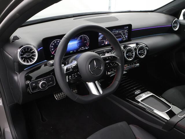 Mercedes-Benz A-KLASSE 250e Business Solution AMG | Panoramaschuifdak | Night | Multibeam Led