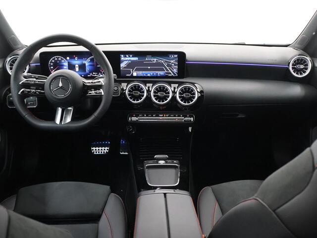 Mercedes-Benz A-KLASSE 250e Business Solution AMG | Panoramaschuifdak | Night | Multibeam Led