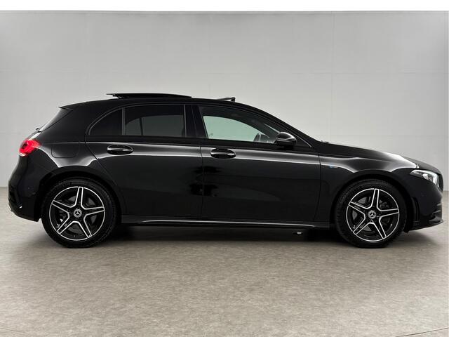 Mercedes-Benz A-KLASSE 250 e AMG Limited 263PK Pano Sfeer LED Virtual Camera Clima Cruise Navi PDC 18''LMV