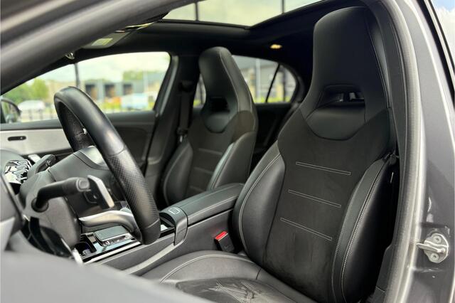 Mercedes-Benz A-KLASSE 250e AMG Line - Pano - Camera - Nightpakket - Widescreen - Stoelverwarming - Navi - Rijklaar